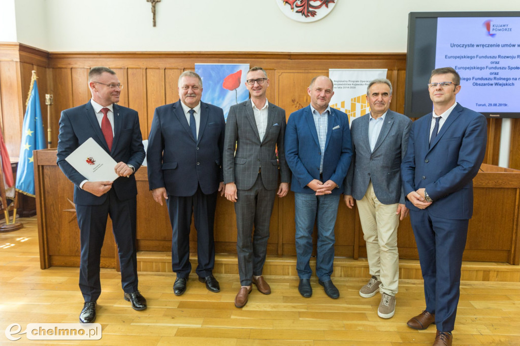 Nowe umowy RPO i PROW: polityka senioralna, biznes na wsi