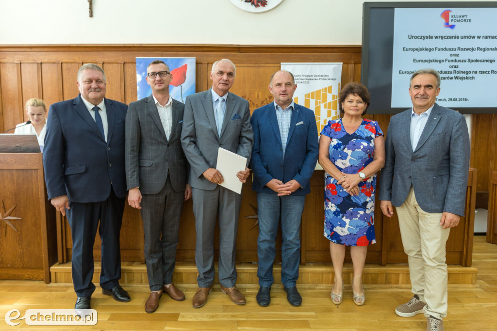 Nowe umowy RPO i PROW: polityka senioralna, biznes na wsi