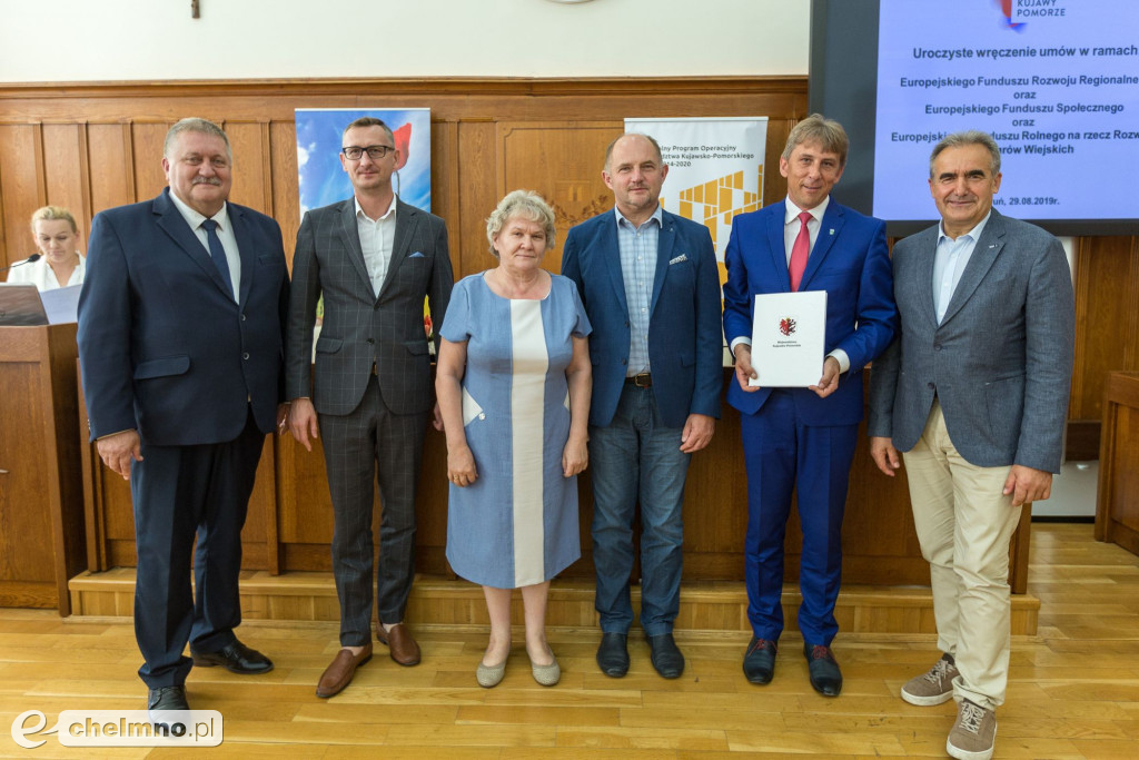 Nowe umowy RPO i PROW: polityka senioralna, biznes na wsi