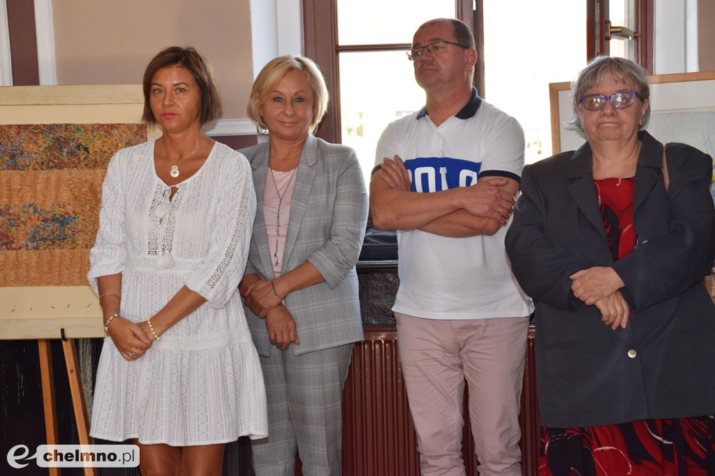 Uroczyste otwarcie wystaw o tematyce papierniczej