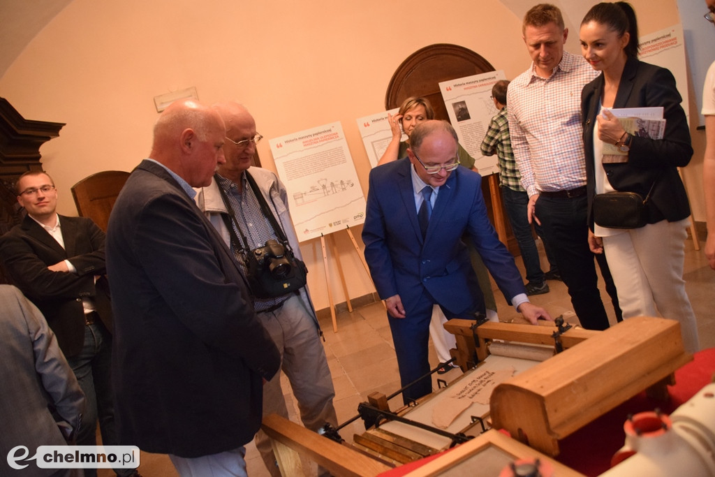 Uroczyste otwarcie wystaw o tematyce papierniczej