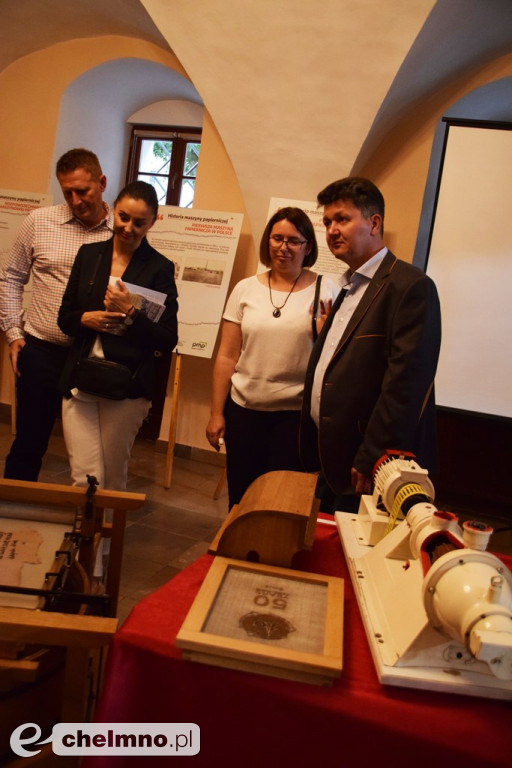 Uroczyste otwarcie wystaw o tematyce papierniczej