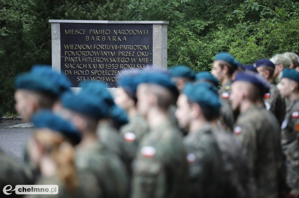Hołd Sybirakom!