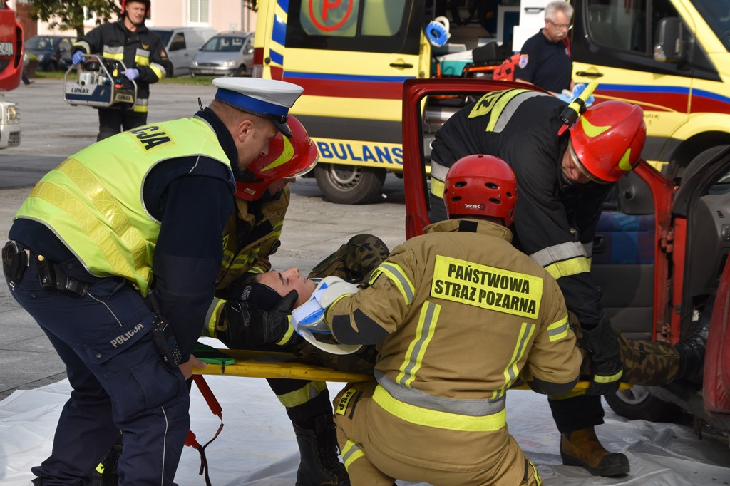 Zderzenie dwóch aut na chełmińskim Rynku