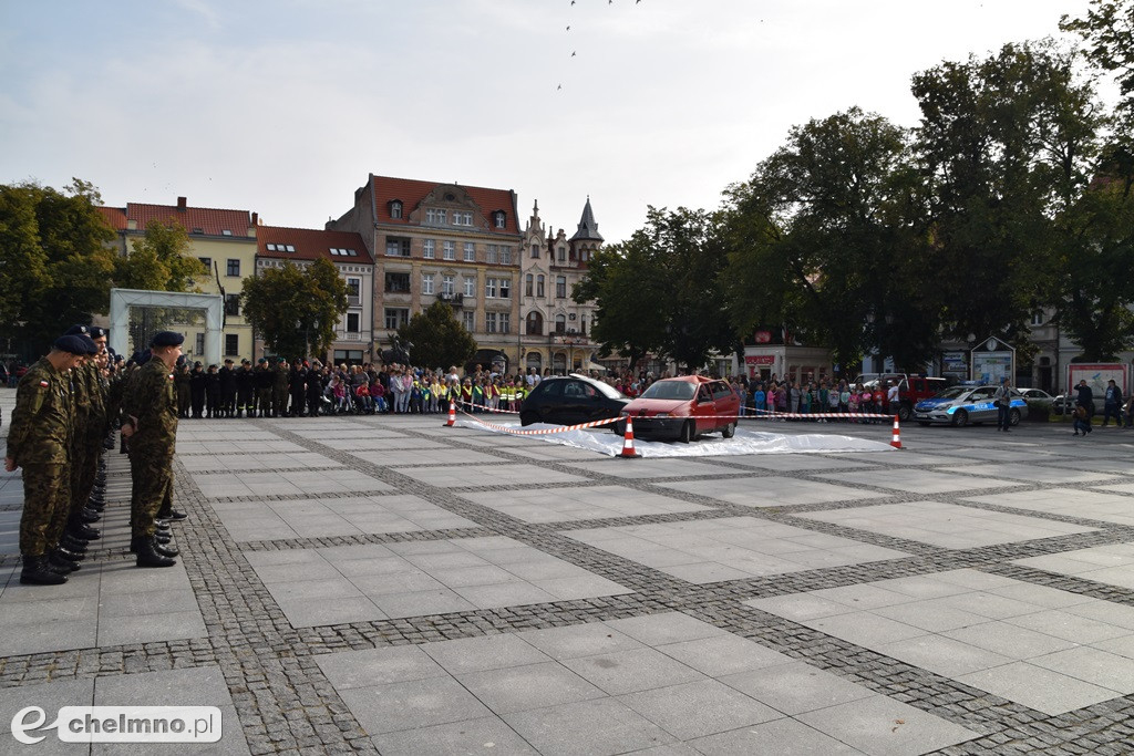 Zderzenie dwóch aut na chełmińskim Rynku