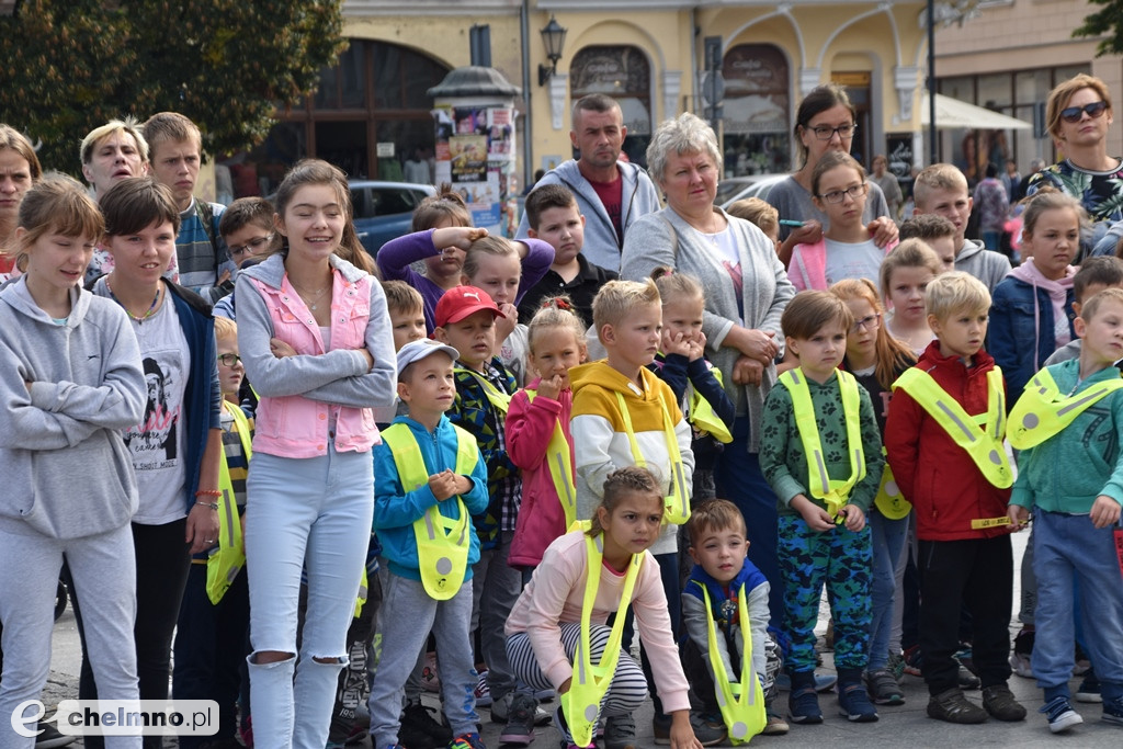 Zderzenie dwóch aut na chełmińskim Rynku