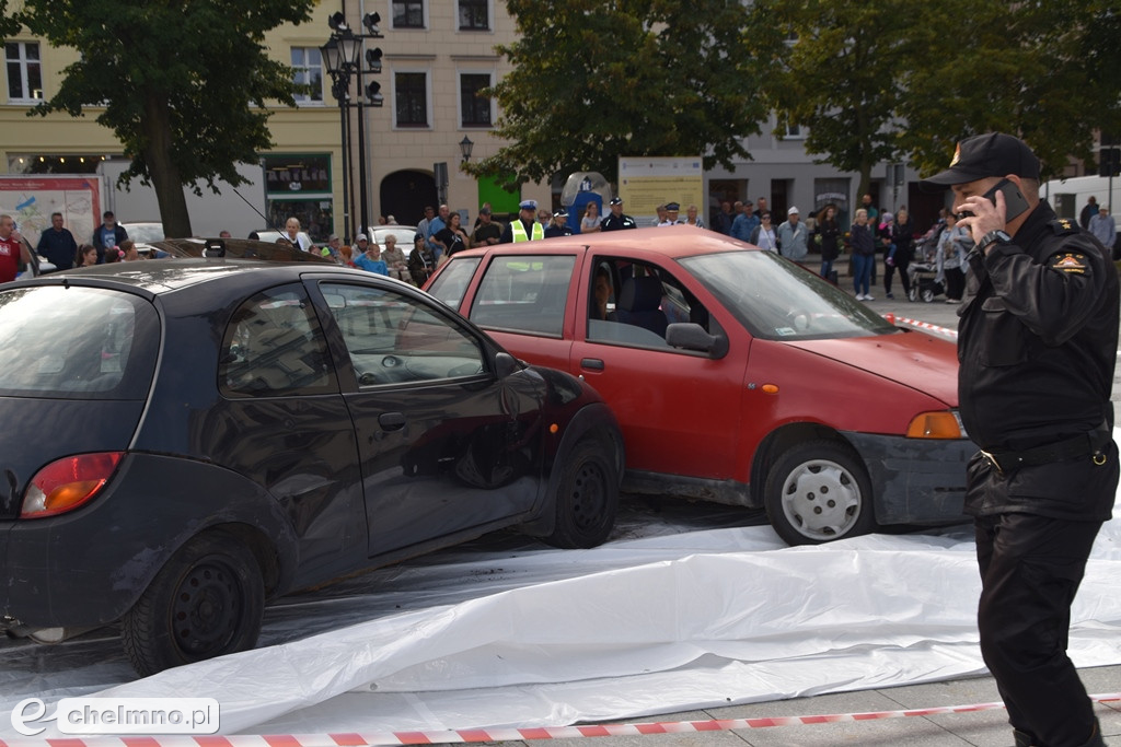 Zderzenie dwóch aut na chełmińskim Rynku