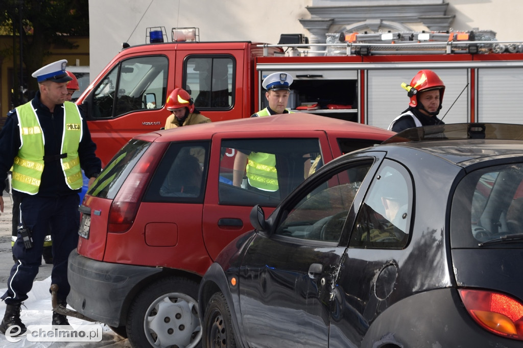 Zderzenie dwóch aut na chełmińskim Rynku