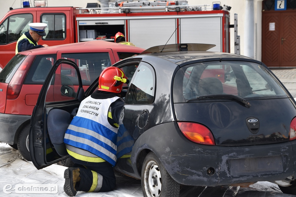Zderzenie dwóch aut na chełmińskim Rynku