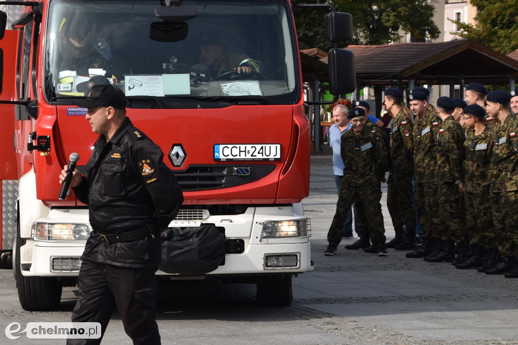 Zderzenie dwóch aut na chełmińskim Rynku