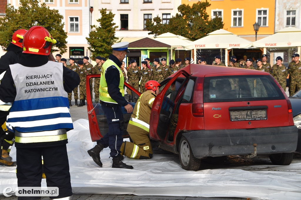 Zderzenie dwóch aut na chełmińskim Rynku