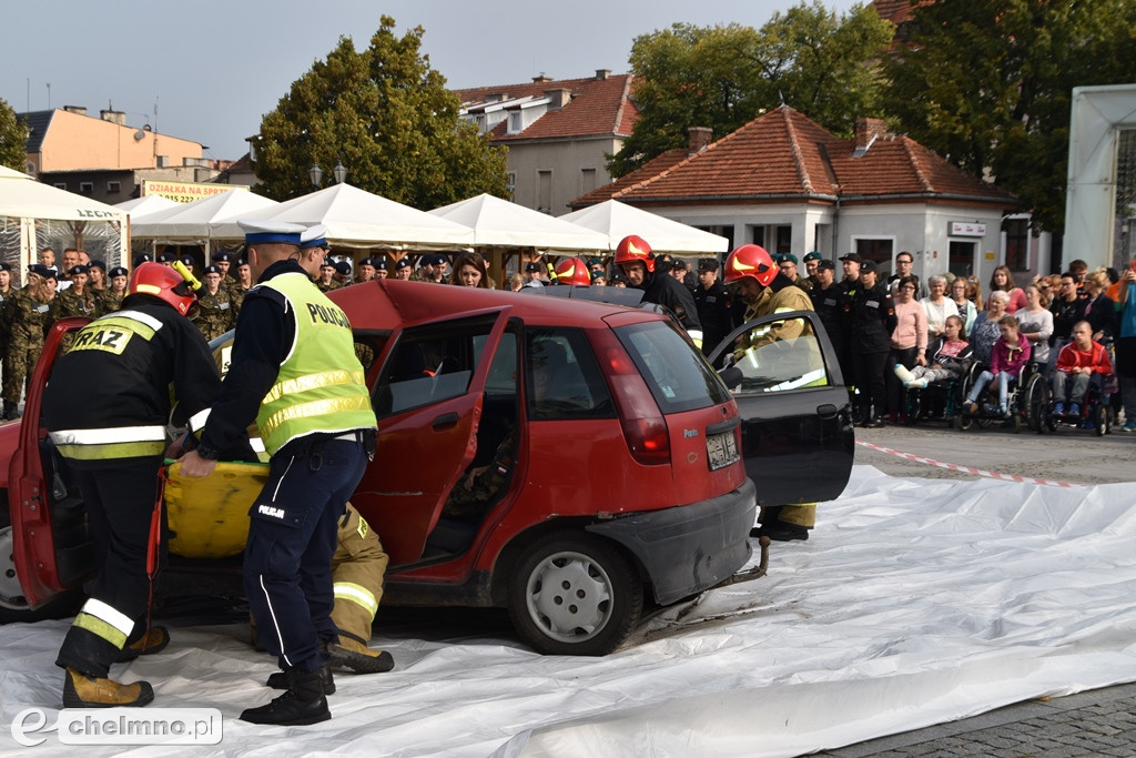 Zderzenie dwóch aut na chełmińskim Rynku