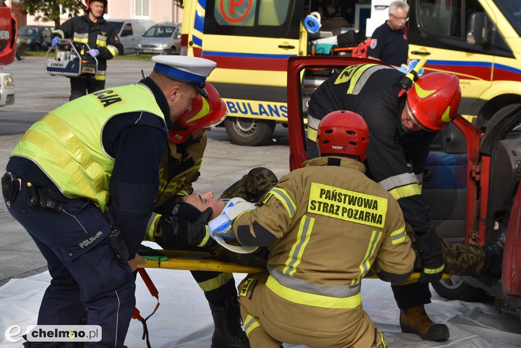 Zderzenie dwóch aut na chełmińskim Rynku