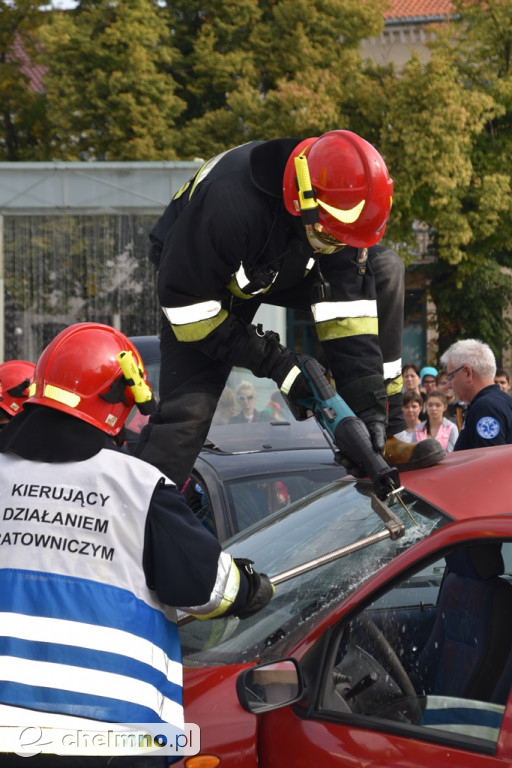 Zderzenie dwóch aut na chełmińskim Rynku