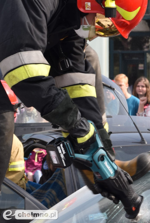 Zderzenie dwóch aut na chełmińskim Rynku