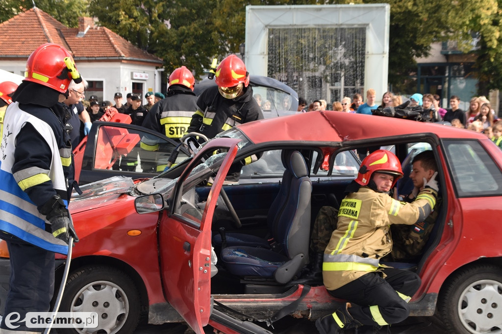 Zderzenie dwóch aut na chełmińskim Rynku