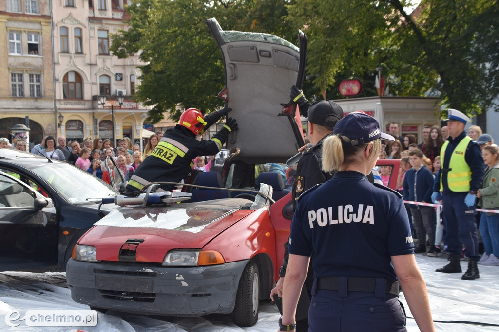Zderzenie dwóch aut na chełmińskim Rynku