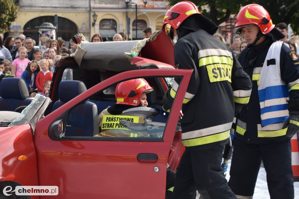 Zderzenie dwóch aut na chełmińskim Rynku