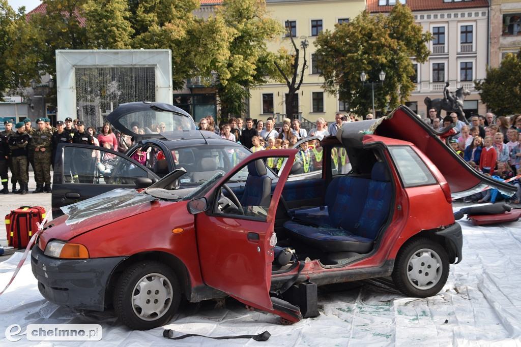 Zderzenie dwóch aut na chełmińskim Rynku
