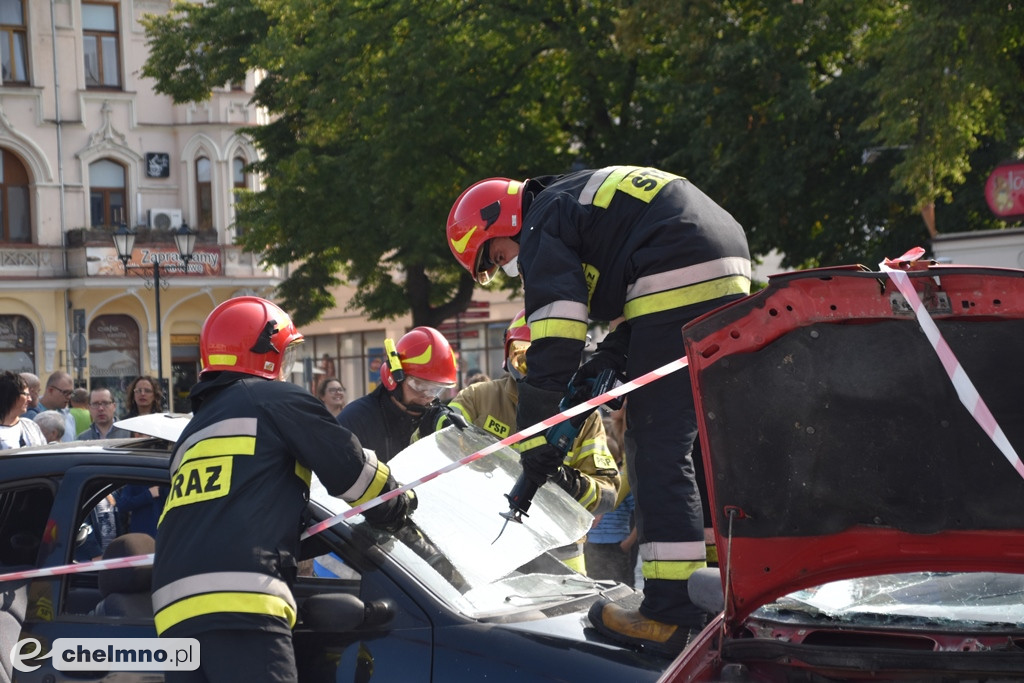Zderzenie dwóch aut na chełmińskim Rynku