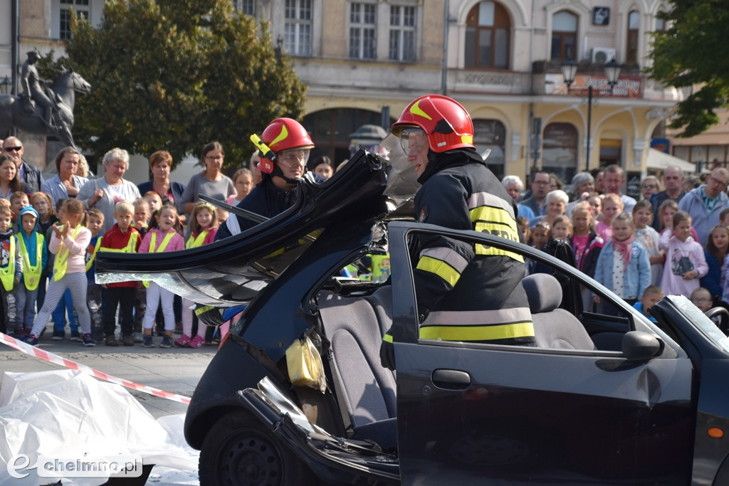 Zderzenie dwóch aut na chełmińskim Rynku