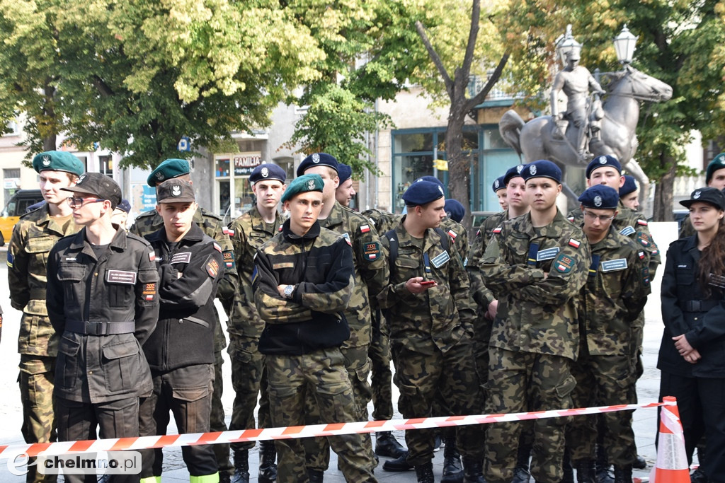 Zderzenie dwóch aut na chełmińskim Rynku