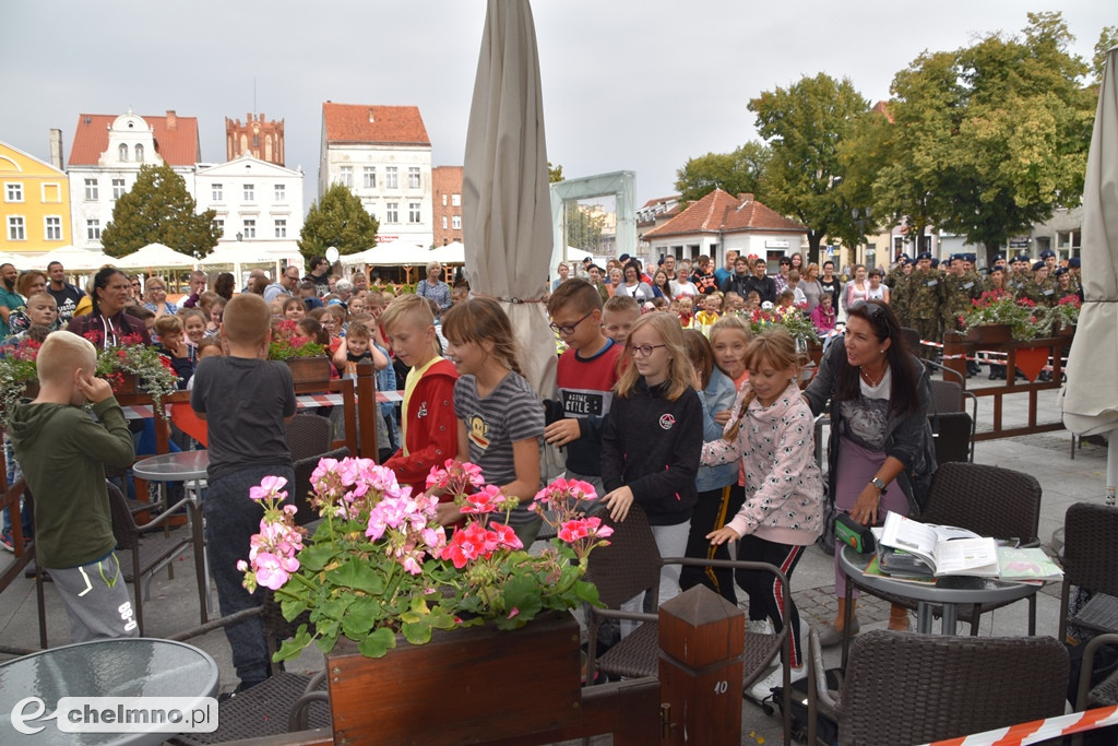 Zderzenie dwóch aut na chełmińskim Rynku