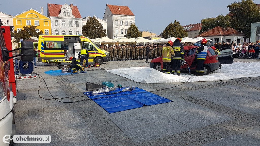 Zderzenie dwóch aut na chełmińskim Rynku