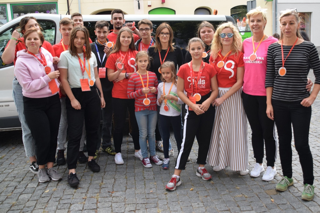 Impreza charytatywna dla Darii i Marleny Ćmil