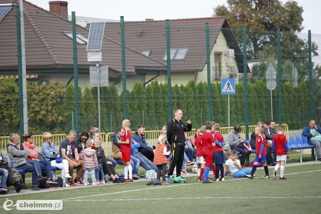 Powiatowy turniej piłki nożnej najmłodszych i bieg w szpilkach