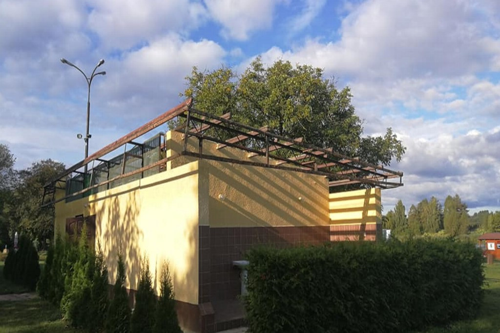 Odnawiają budynek przy Europejskim Centrum Wymiany Młodzieży
