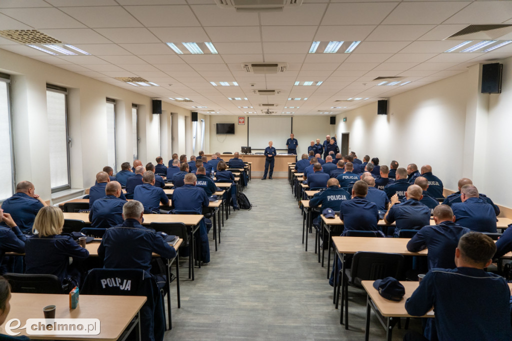 Mł. asp. Piotr Rączkowiak i drużyna z Chełmna wyróżnieni