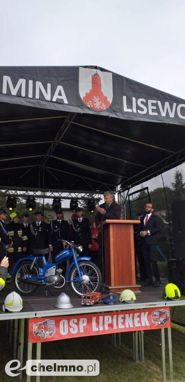 OSP Lipienek z nowym wozem strażackim