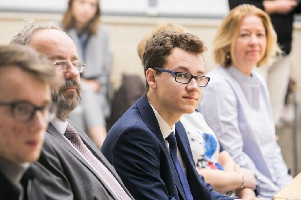 Najlepsi maturzyści z wizytą u marszałka