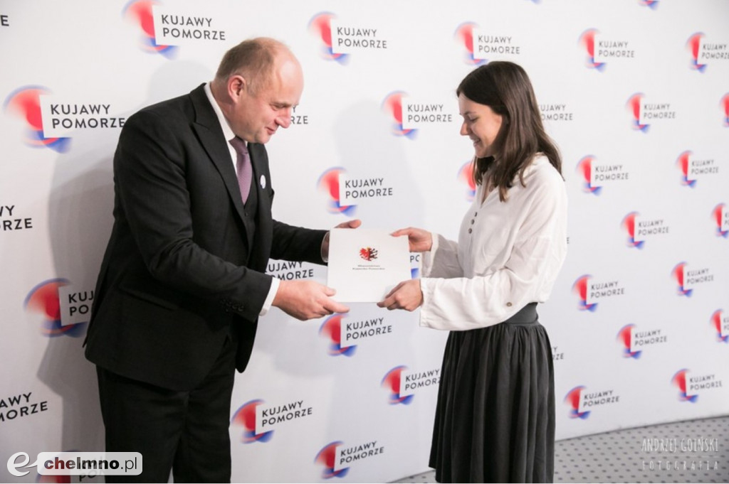 Najlepsi maturzyści z wizytą u marszałka