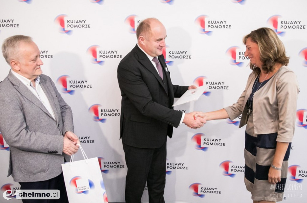 Najlepsi maturzyści z wizytą u marszałka