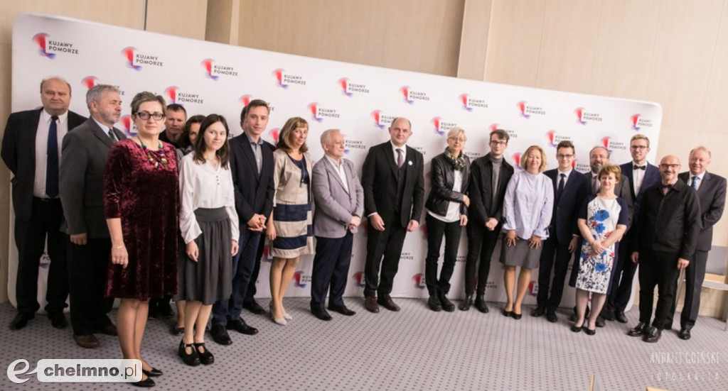 Najlepsi maturzyści z wizytą u marszałka