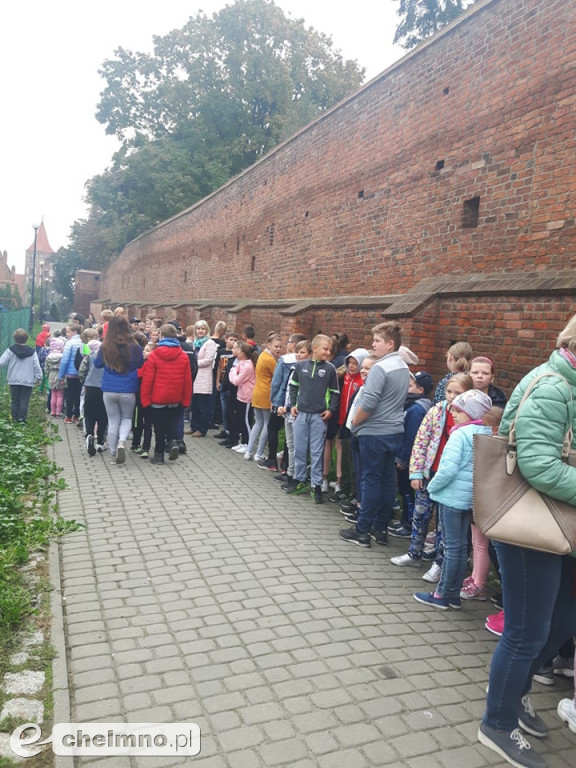 Próbny alarm przeciwpożarowy w Dwójce