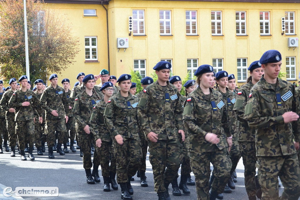 Ślubowanie klas I w Mundurówce