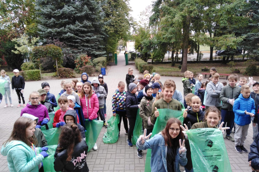 Zadbaliśmy o naszą planetę. Jesienne porządki w okolicy