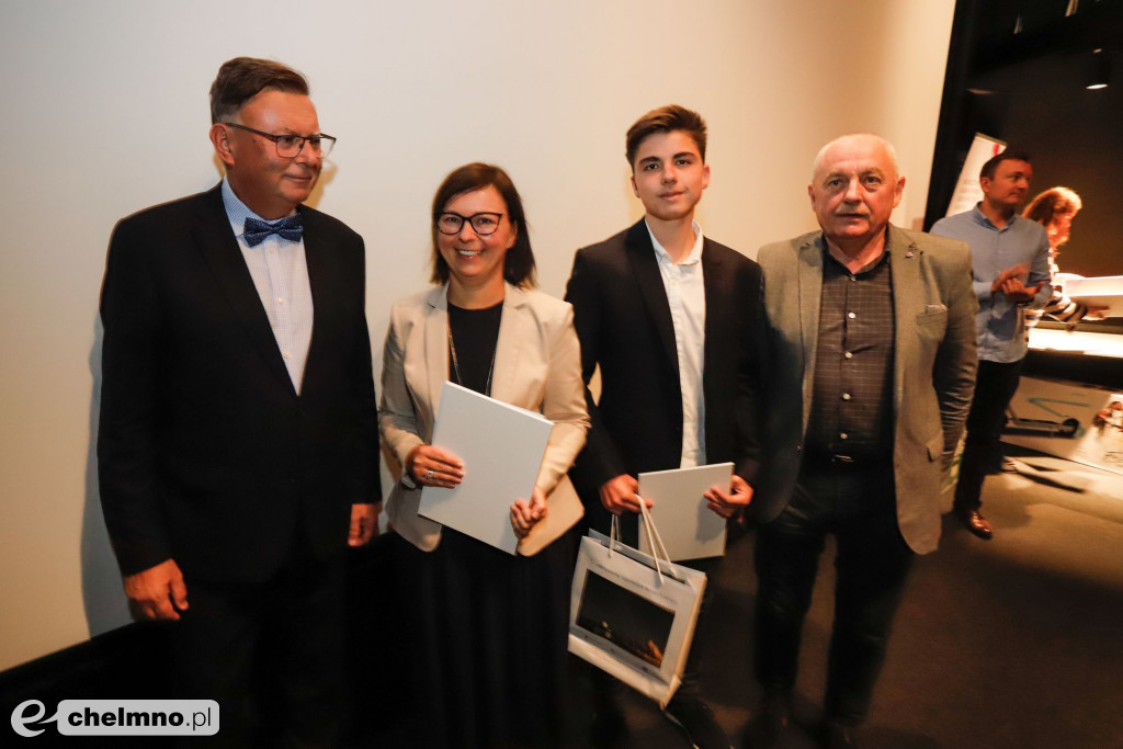 Andrzej Kotowski laureatem konkursu astronomicznego