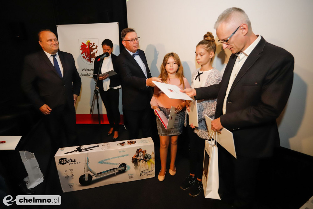 Andrzej Kotowski laureatem konkursu astronomicznego