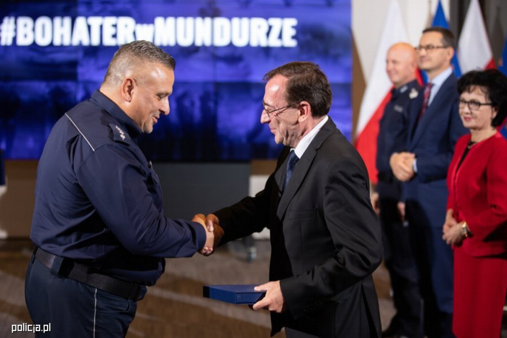 Bohater w mundurze. Oni są także wśród kujawsko-pomorskich Policjantów