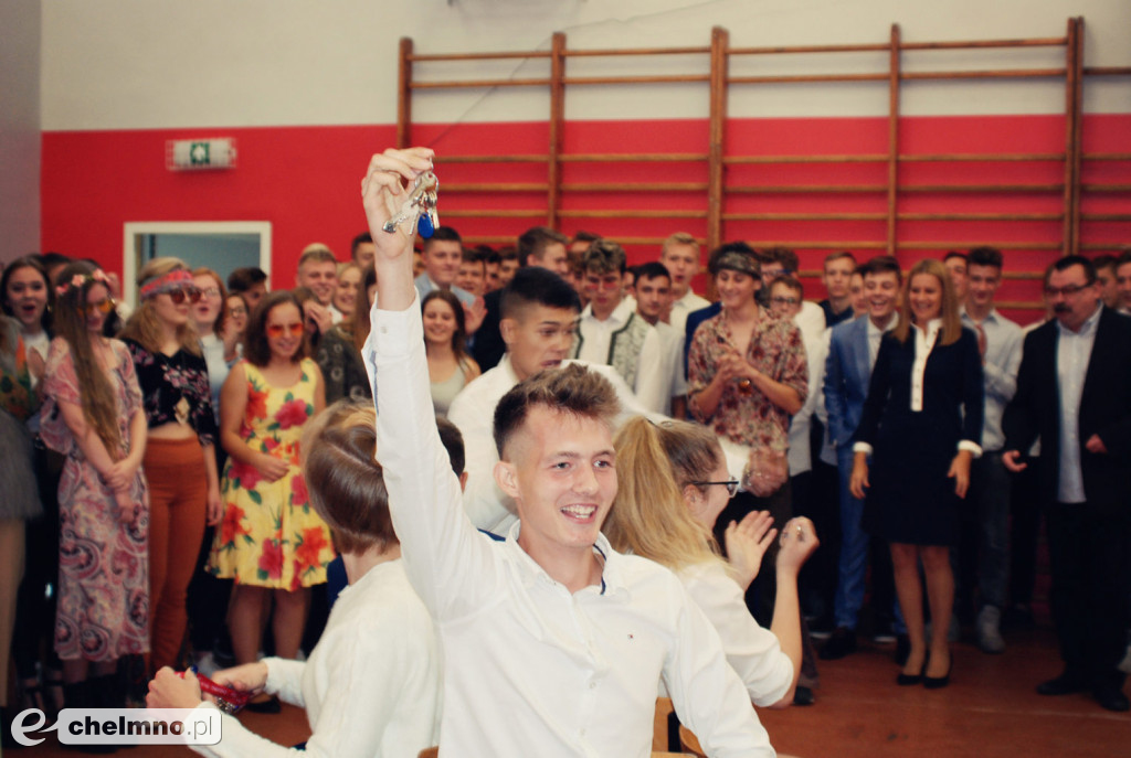 Ślubowanie klas pierwszych w ZS CKP w Grubnie