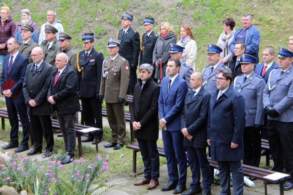Uroczystość patriotyczno-religijna w Raciniewie