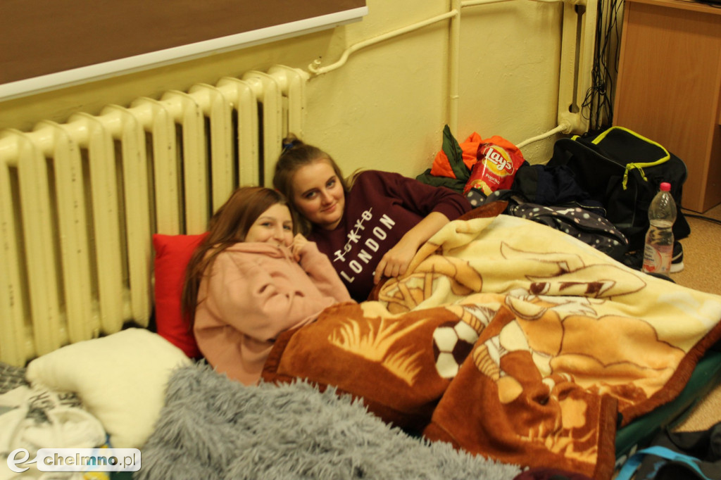 Nocny maraton filmowy w ZS nr 2