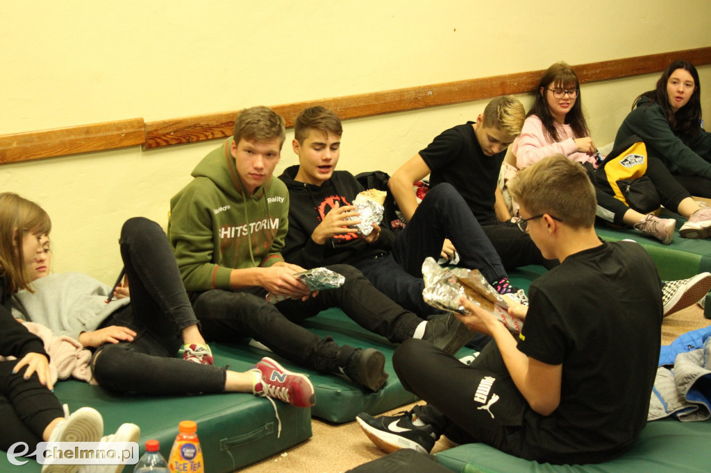 Nocny maraton filmowy w ZS nr 2