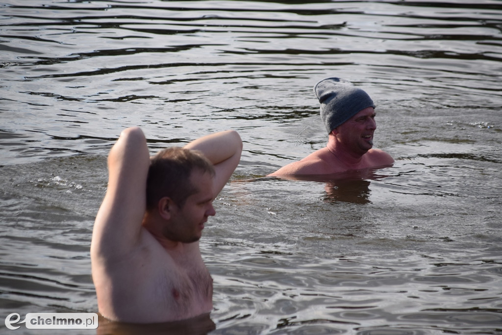 Sezon kąpielowy morsów rozpoczęty na wesoło