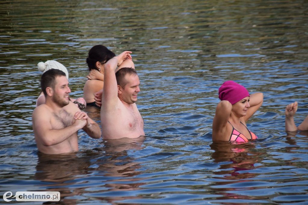 Sezon kąpielowy morsów rozpoczęty na wesoło