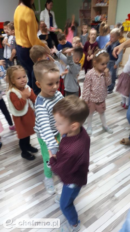 Zabawowe przedszkolaki z Tęczowego Zakątka